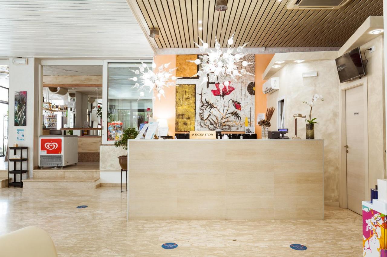 Hotel Al Nuovo Porto 贝拉里亚-伊贾马里纳 外观 照片