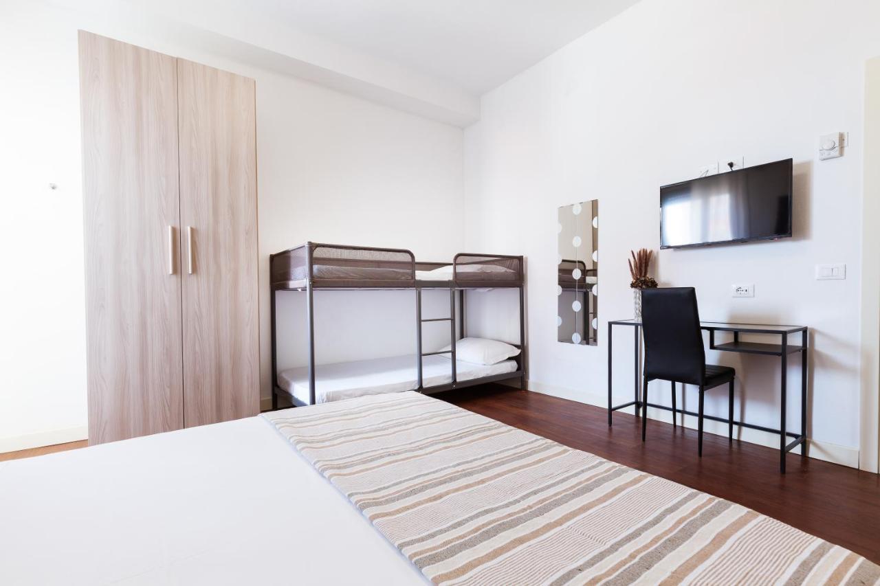 Hotel Al Nuovo Porto 贝拉里亚-伊贾马里纳 外观 照片