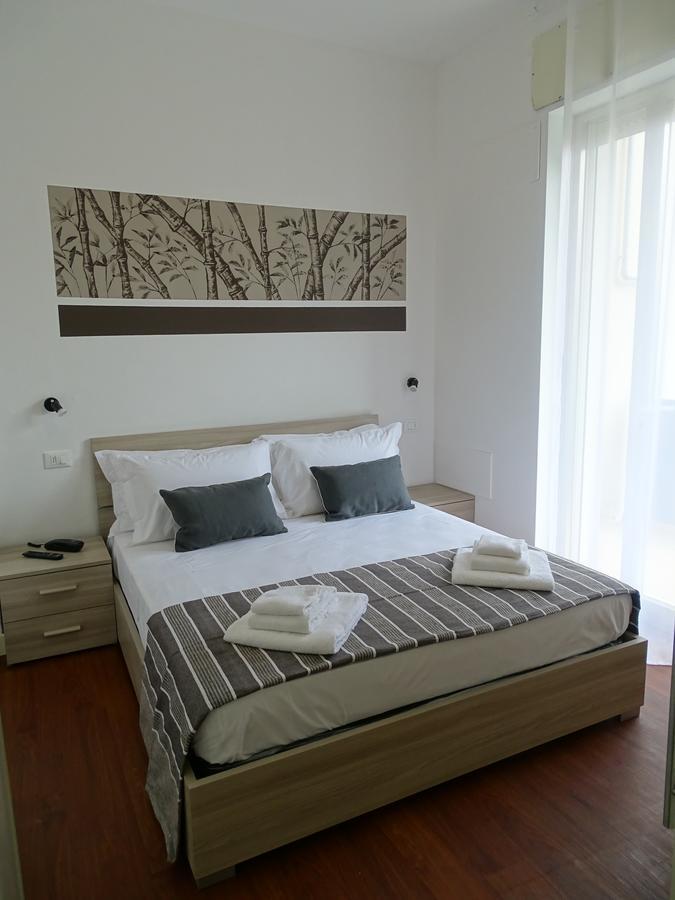 Hotel Al Nuovo Porto 贝拉里亚-伊贾马里纳 外观 照片